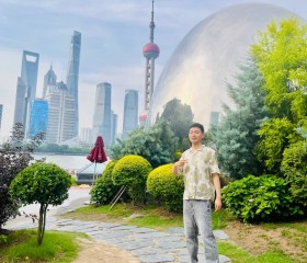 Misha, 26, Shanghai