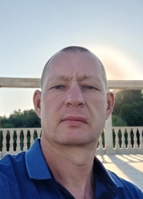 Андрей из Волгограда 47 лет