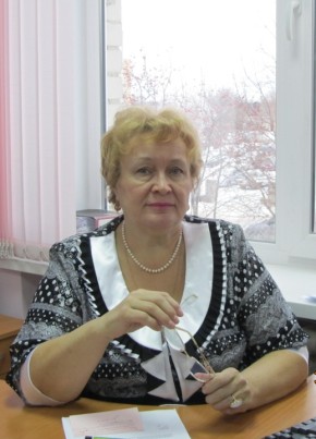 Валентина, 72, Россия, Каменск-Уральский