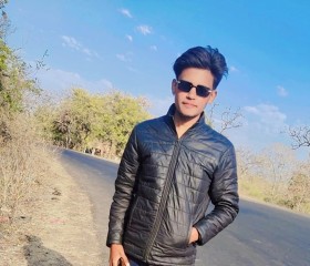 Jogindar, 18, Guna