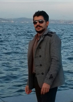 Aslan, 29, Türkiye Cumhuriyeti, İstanbul