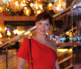 Елена, 48 лет, Санкт-Петербург