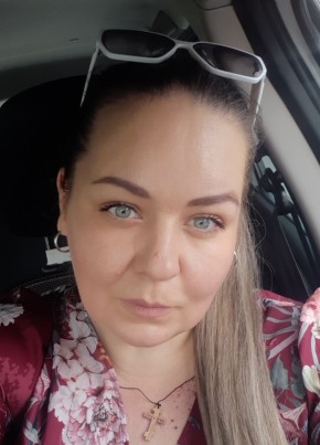 Yuliya, 40, Russia, Tyumen