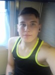 Виталий, 20 лет, Ханты-Мансийск