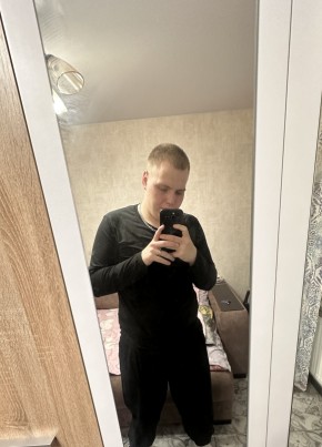 Никита из Киров (Кировской обл.) 22 года