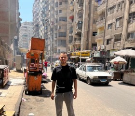 MOODY, 23, Cairo