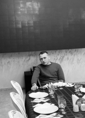 Dmitri из Москвы 21 год
