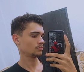 Lipe, 20, Belo Horizonte