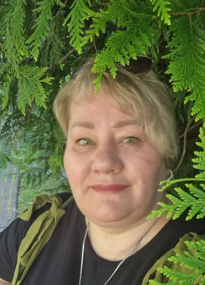 Светлана из Нового Уренгоя 52 года