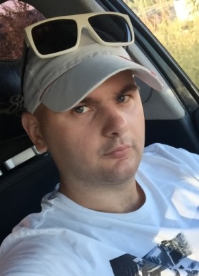 Владислав, 31, Россия, Саратов