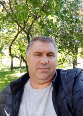 Вячеслав из Москвы 49 лет