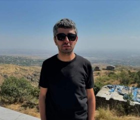 Artur, 31, Yerevan