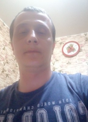 Максим, 43, Россия, Саратов