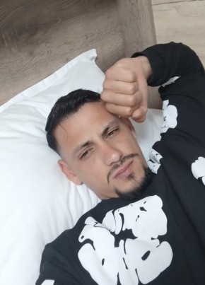 Da, 28, Bulgaria, Karlovo