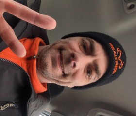 Frédéric, 45, Montreal