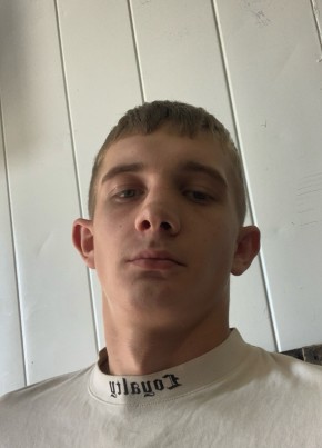 Никита из Днепра 19 лет