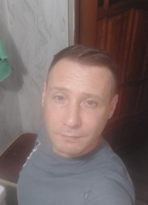 Александр, 35, Қазақстан, Атырау