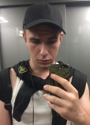 Анатолий, 24, Россия, Москва