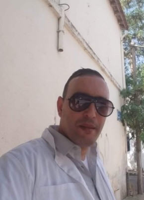 Bazo, 37, People’s Democratic Republic of Algeria, Birkhadem