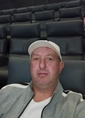 Дмитрий из Назарово 43 года