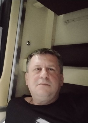Александр из Ярославли 47 лет