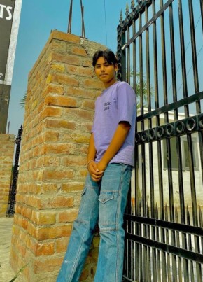 Vardan, 25, India, Calcutta