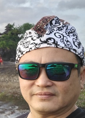 Krisnha, 48, Indonesia, Cikampek