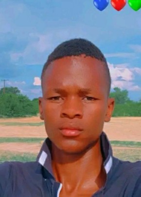 Mota, 18, Botswana, Gaborone