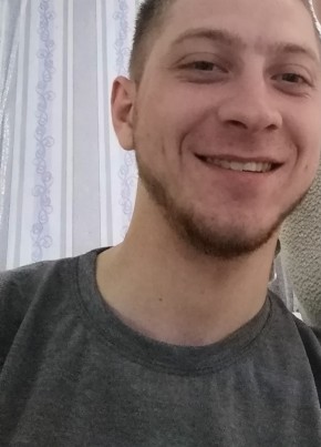 Виктор, 24, Россия, Семикаракорск