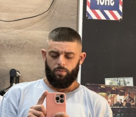 Khetag, 27, Petah Tiqwa