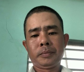 Nguyễn Hoàng Thu, 43, La Gi