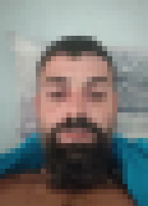 L из Θεσσαλονίκη 18 лет