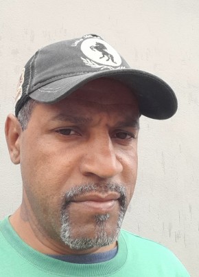 Paulo Santos из Joinville 23 года