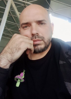 Игорь из Bălți 37 лет