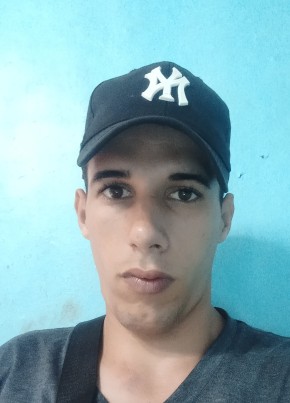 Daniel David, 20, República de Cuba, Moa