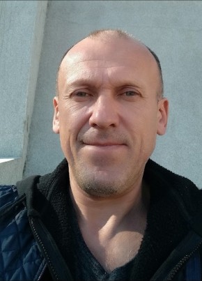 Олег, 50, Россия, Холмск