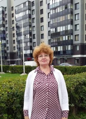 Лина, 59, Россия, Санкт-Петербург