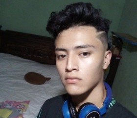 Alex, 21, Alajuela