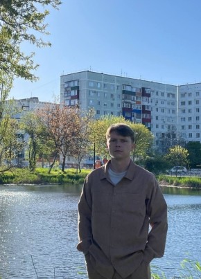 Михаил из Майкопа 24 года