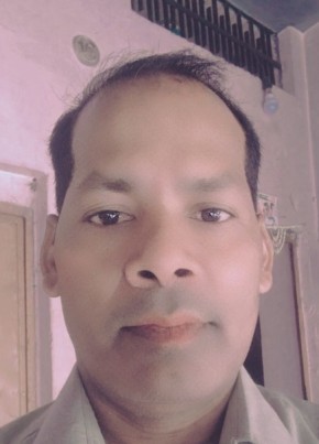 Vijay Kumar, 50, India, Kālka