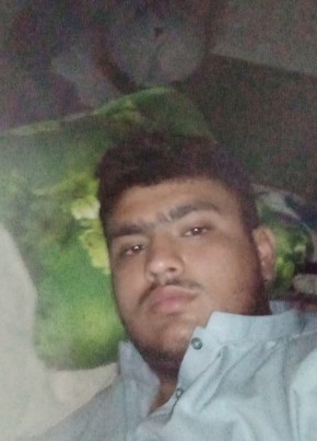 Bilal, 18, پاکستان, مُلتان‎