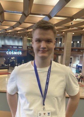 Егор из Томска 19 лет