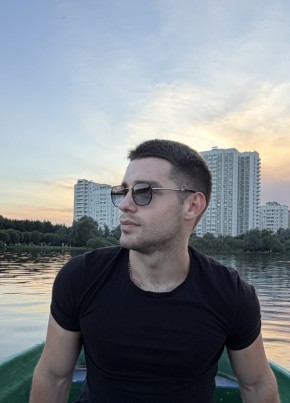 Сева из Москвы 25 лет