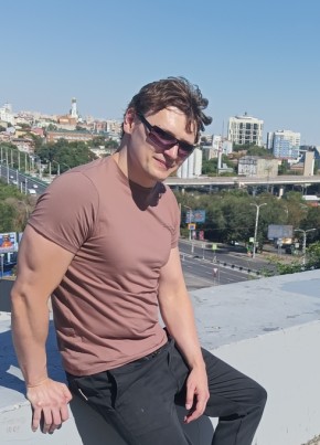 Руслан из Азова 37 лет