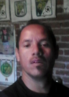 Fco, 41, Estados Unidos Mexicanos, León