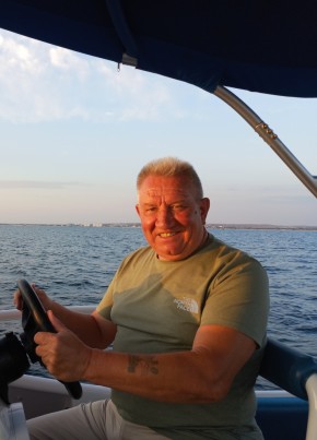 Александр, 64, Россия, Старый Оскол