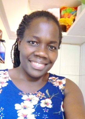 Agatha, 30, Uganda, Kampala