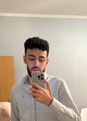 Ильхам из Bakı 22 года