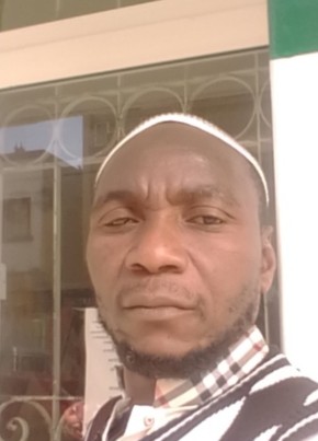 Abubacar, 43, República de Moçambique, Lourenço Marques