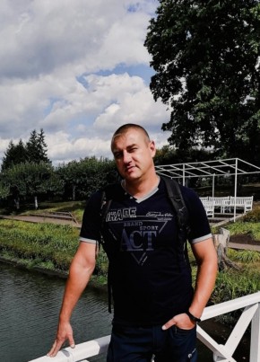 Александр из Уварово 42 года